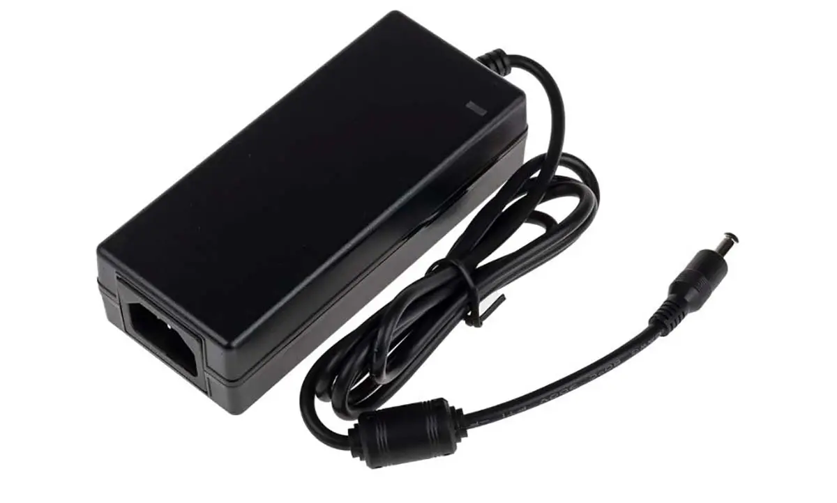 Produktfoto 1 von RS PRO Steckernetzteil 72W, 90 → 264V ac, 36V dc / 2A, IEC 320-C14 Anschluss