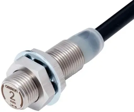 Produktfoto 1 von Omron E2EW M12 Induktiver Näherungssensor, Gewinderohr PnP / 200mA 2 mm, IP67 30 V dc