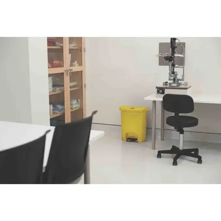Produktfoto 1 von Rubbermaid Commercial Products Slim Jim Harz Mülleimer 30L Gelb mit Pedal T 424.9 mm Deckel