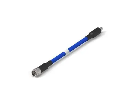 Produktfoto 1 von TE Connectivity N Koaxialkabel, 50 Ω, 1 m, Stecker / SMA, Schwarz