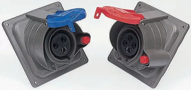 Legrand CEE Steckvorrichtung Überspannungsschutz, Buchse Rot gewinkelt 3+E 32A, 415 V, IP55, IP44