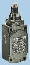 Produktfoto 1 von Telemecanique Sensors OsiSense XC Endschalter, Rollenstößel 1 Schließer/1 Öffner, IP65, Kunststoff 240V ac 3A