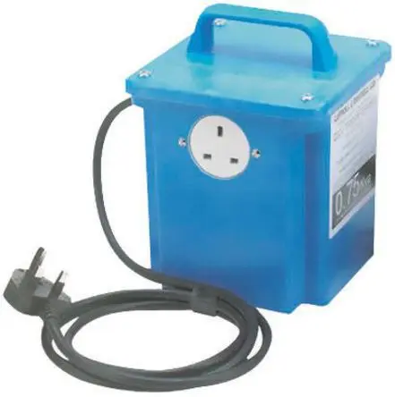 Produktfoto 1 von Carroll & Meynell 1 CM7501 Baustellentransformator 750 VA, Primär 230 V ac / Sekundär 230 V ac Typ G – Britisch 3-polig