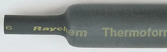 Produktfoto 1 von TE Connectivity ZHTM Wärmeschrumpfschlauch, Polyolefin Schwarz, Ø 18 mm Schrumpfrate 2:1, Länge 1.2m