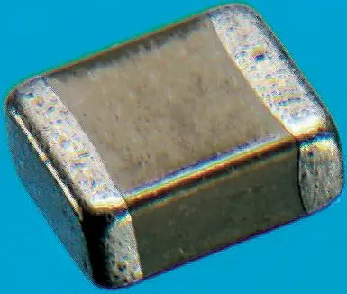 Produktfoto 1 von KEMET, X FT-CAP, SMD MLCC, Vielschicht Keramikkondensator C0G, 1nF ±5% / 1kV dc, Gehäuse 1812 (4532M)
