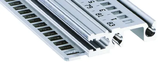 Produktfoto 1 von nVent SCHROFF Frontschiene, Aluminium-Strangpressprofil, 10 mm breit, 218 mm tief