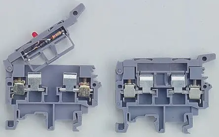 Produktfoto 1 von Entrelec M Reihenklemme mit Sicherungshalter 1 Grau, 4mm², 6 mm², 600V Schraubbefestigung Abgesichert