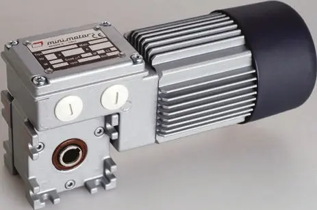 Produktfoto 1 von Mini Motor MC, 3 Schnecke 24-polig AC-Getriebemotor, 49 W 280 rpm 230/400 V