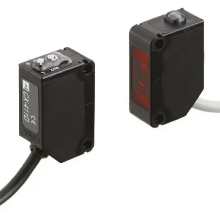 Produktfoto 1 von Panasonic CX-400 Kubisch Optischer Sensor, Durchgangsstrahl, Bereich 10 m, PNP Ausgang, Anschlusskabel