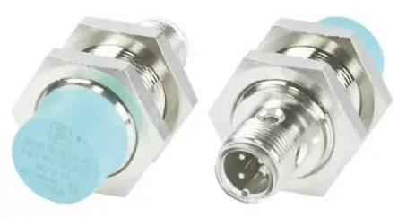 Produktfoto 1 von Pepperl + Fuchs M18 Induktiver Näherungssensor, Gewinderohr PnP / 200mA 8 mm, IP67 34 V dc