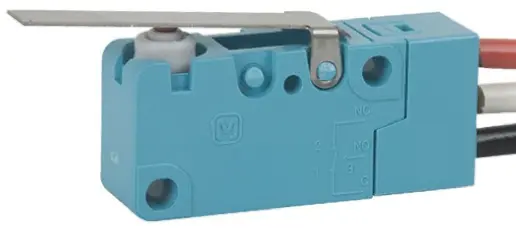Produktfoto 1 von Panasonic Mikroschalter Scharnierhebel-Betätiger Vorverdrahtet, 1-poliger Wechsler, 250 V ac, 5A IP67 1.18N -40 °C - 85