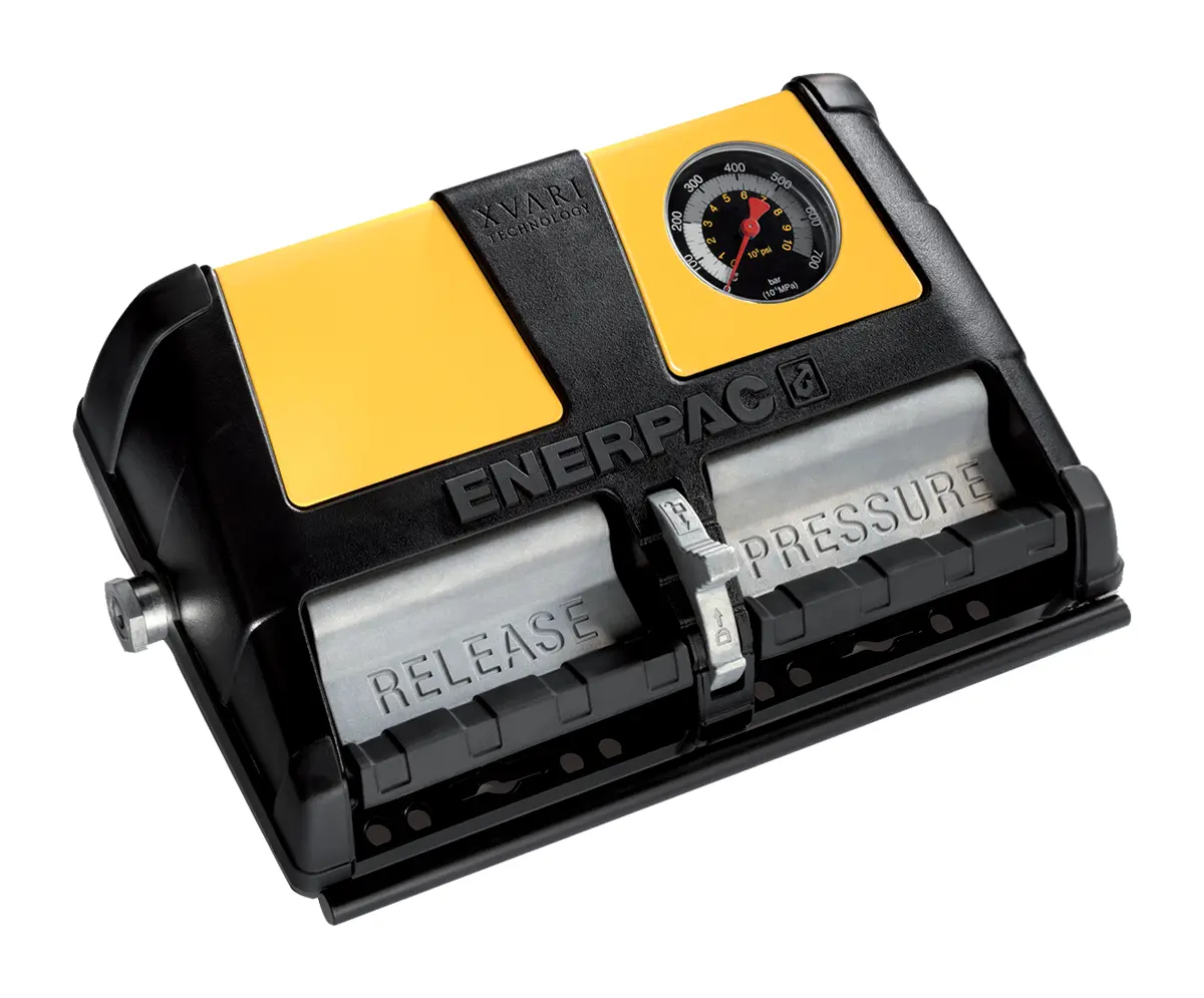 Produktfoto 1 von Enerpac Hydraulische Fußpumpe, 1 L Standfuß, 700 bar max., 8.8 kg