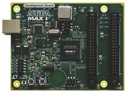 Produktfoto 1 von Altera MAX V, Entwicklungskit, Komplexes programmierbares Logikgerät, 5M570Z