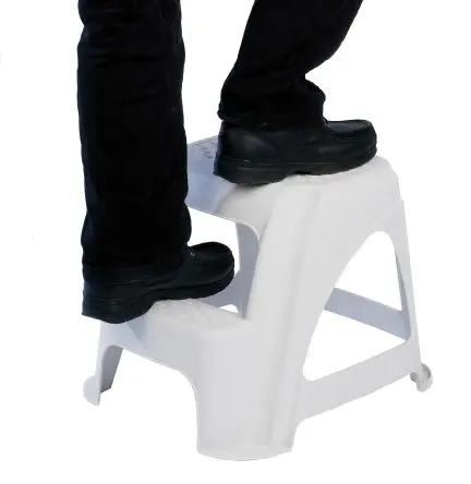 Produktfoto 1 von RS PRO Trittstufe 2 Stufen H.= 0.4m L.= 0.4 m Kunststoff Grau 1.8 kg