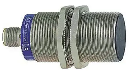 Produktfoto 1 von Telemecanique Sensors XS M30 Induktiver Näherungssensor, Gewinderohr PnP / 200mA dc 15 mm, IP67 48 V dc