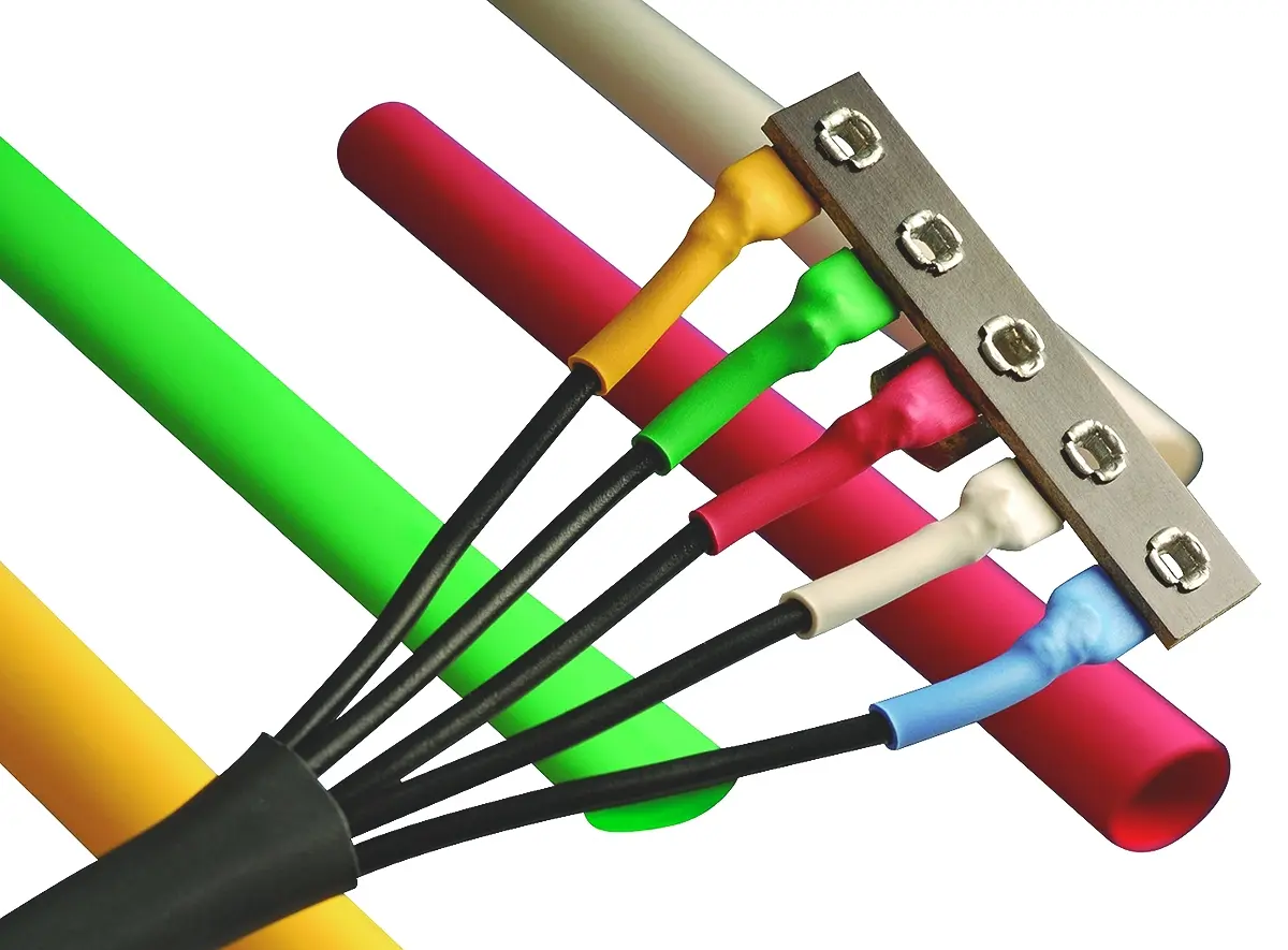 Produktfoto 1 von Alpha Wire FIT Shrink Tubing Wärmeschrumpfschlauch, Polyolefin Schwarz, Ø 25.4 mm Schrumpfrate 2:1, Länge 60.9m