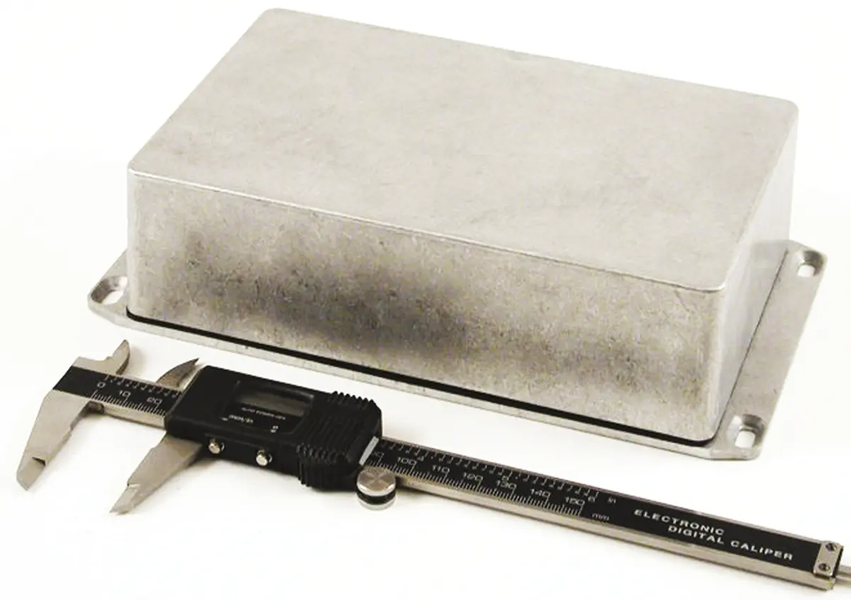 Produktfoto 1 von Hammond 1590; Gehäuse; Aluminiumdruckguss; Natur Geflanscht IP65 Breite 119.5 mm Höhe 56 mm Länge 187.8 mm