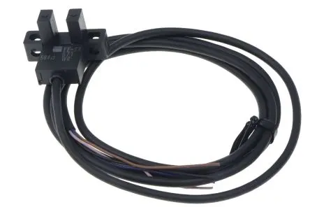 Produktfoto 1 von Omron EE-SX67 Gabel Optischer Sensor, Durchgangsstrahl, NPN Ausgang, Vorverdrahtet