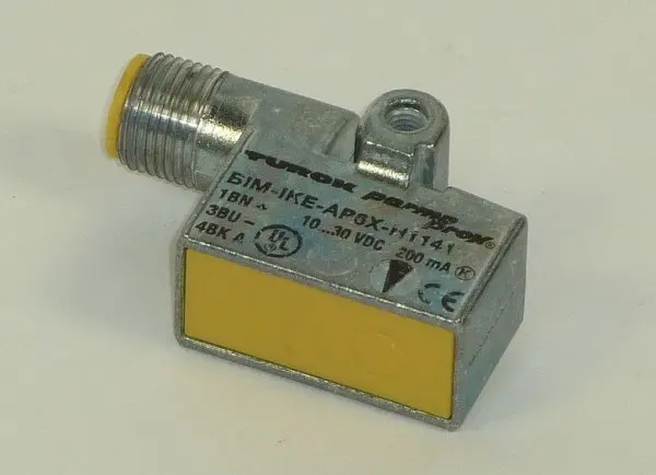 Produktfoto 1 von Turck M12 Näherungssensor Induktiv, Kubisch PNP 10 → 30 V dc / 200 mA NO, IP67