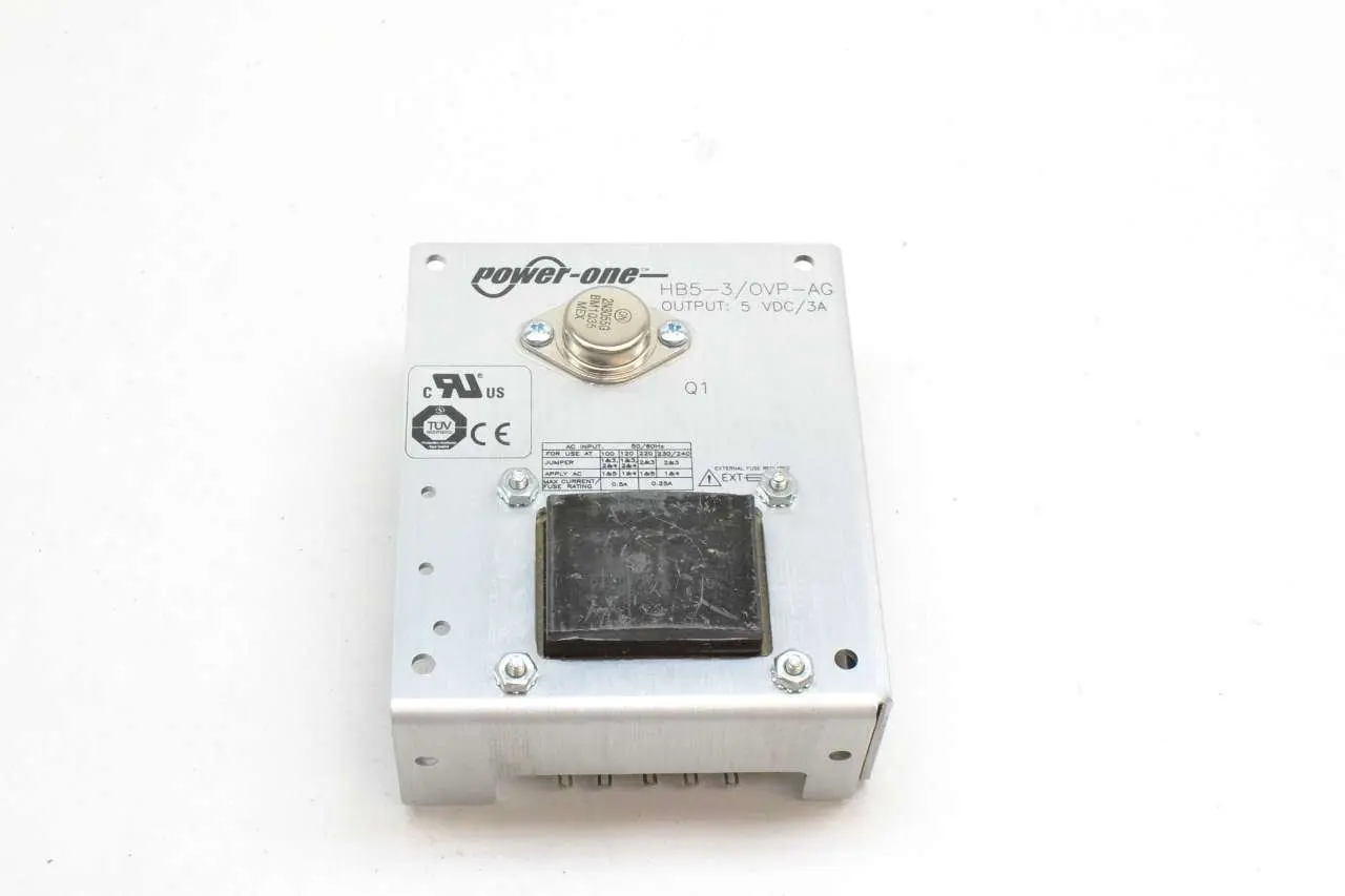 Produktfoto 1 von BEL POWER SOLUTIONS INC Linearnetzteil Offene Bauform, 3 A 5 V 5 Ausg.  L. 123.7 mm 15 W B. 101.6 mm T. 53.34 mm