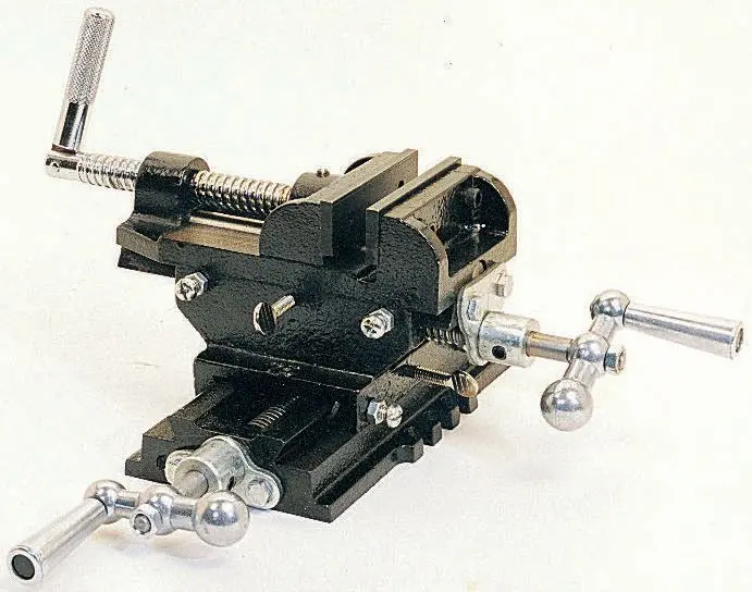 Produktfoto 1 von RS PRO Fräs-Schraubstock 39 mm, Spannnweite 94 mm x Breite 102 mm, 1 kg