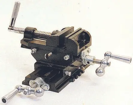 Produktfoto 1 von RS PRO Fräs-Schraubstock 39 mm, Spannnweite 94 mm x Breite 102 mm, 1 kg