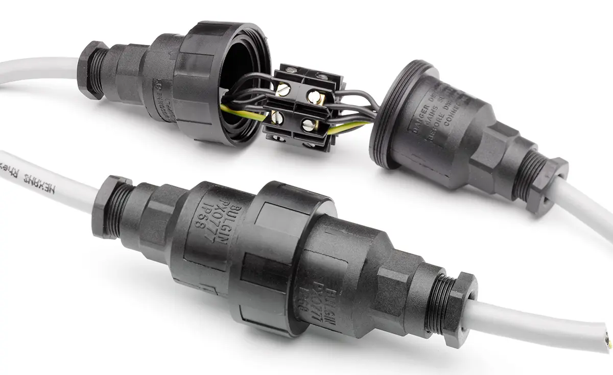 Produktfoto 1 von Bulgin Versiegelter Inline-Kabelverbinder 4-polig IP68 Kabel 250 V ac 10A