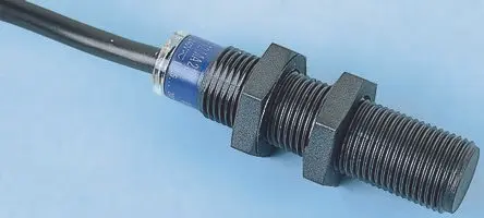 Produktfoto 1 von Telemecanique Sensors XS M12 Induktiver Näherungssensor, Gewinderohr PNP/NPN / 200mA 4 mm, IP67 36 V dc