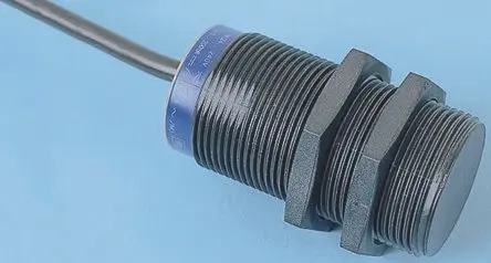 Produktfoto 1 von Telemecanique Sensors XS M30 Induktiver Näherungssensor, Gewinderohr 2-adrig / 200mA, 300 mA 15 mm, IP67 264 V ac 264 V