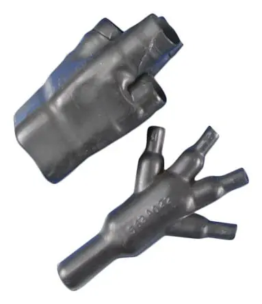 Produktfoto 1 von TE Connectivity 562A0 Wärmeschrumpfschlauch, Y-Verbindung, Elastomer, Schwarz 19.3 mm, 4-Wege 175 °C