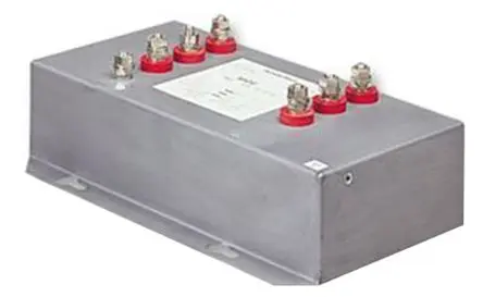 Roxburgh EMC MDF Entstörfilter, 480V ac, 25 A, Flanschmontage 3.6 W, Stift, 1-phasig 14.5 mA / 60Hz
