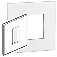 Produktfoto 1 von Legrand Lichtschalterabdeckung Weiß Polycarbonat 1 Ausbrüche H. 92 mm B. 92mm