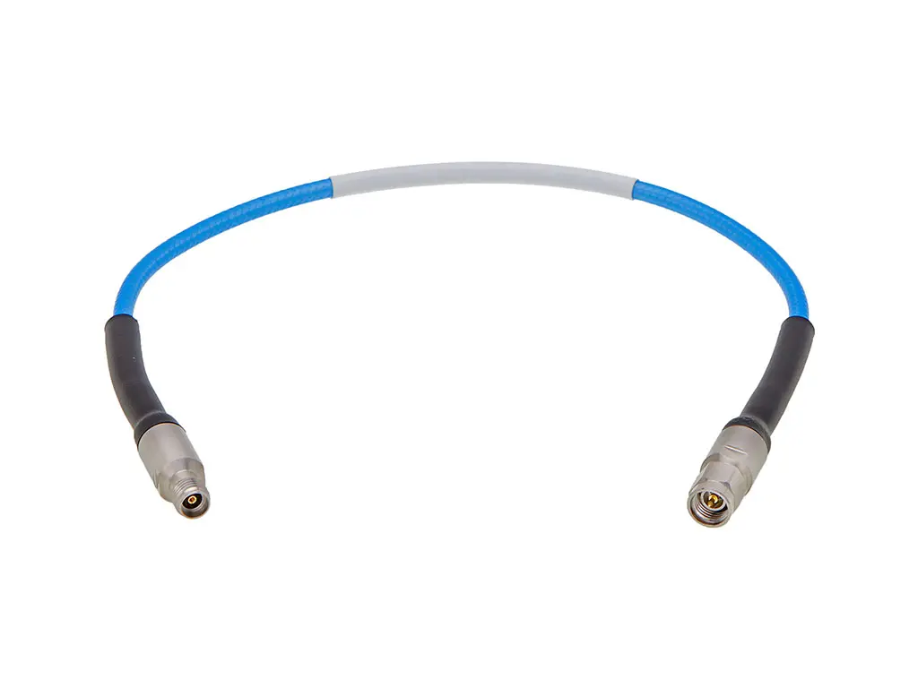 Produktfoto 1 von Molex 73239 Koaxialkabel, konfektioniert Stecker, 50 Ω Buchse, 609.6 mm, Gerade / 3,5 mm Klinkenstecker