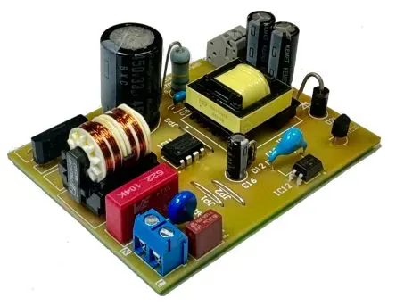 Produktfoto 1 von Infineon REF5AR4770BZS115W1 Evaluierungsplatine, REF5AR4770BZS115W1TOBO1 Flyback, für ICE5AR4770BZS-1