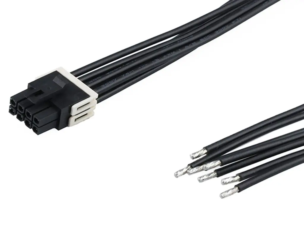 Molex 8 226263 Kabel assembliert Micro-Fit 8 / Anschlusslitze Buchse / Stecker, 600 mm