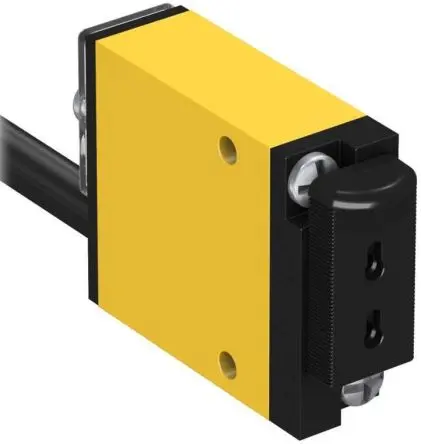 Produktfoto 1 von Banner Kunststoff Bipolare NPN/PNP Optischer Sensor 36 mm Glasfasersensor IP67 1ms