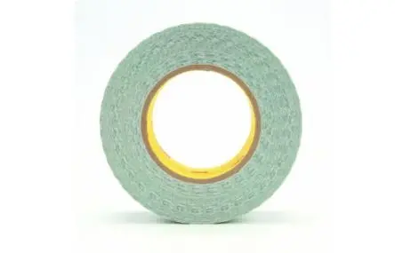 Produktfoto 1 von 3M 9589 Doppelseitiges Klebeband, Weiß bis 70 °C, Stärke 0.228 mm Hochdichtes Polyethylen, 660mm x 65.84 m