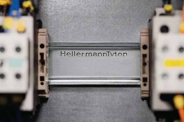 Produktfoto 1 von HellermannTyton DELTA-3 Kabelkanal, Stahl 7.5 mm 35mm