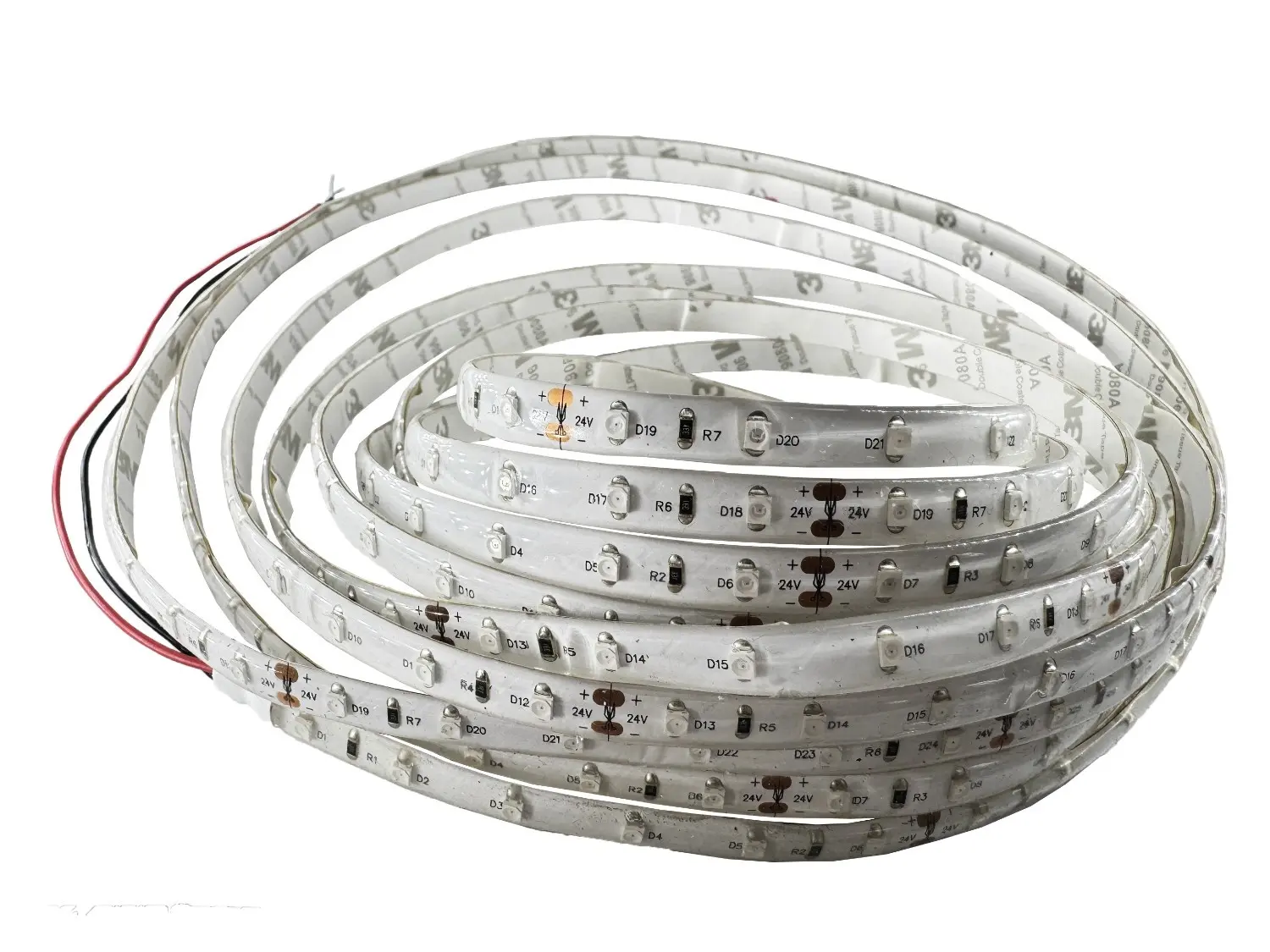 Produktfoto 1 von RS PRO LED-Streifen, Weiß, 5000 mm x 8 mm 12 V dc 60LEDs/M, 340 lm/m IP54