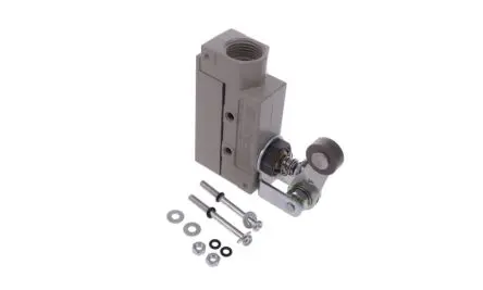 Produktfoto 1 von Omron ZE/ZV/ZV2/XE/XV/XV2 Endschalter, Rollenarmhebel 1-poliger Umschalter, IP67 125V ac 15A