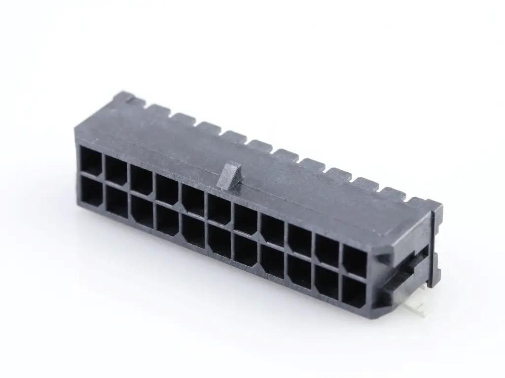 Produktfoto 1 von Molex 43045 Leiterplattenleiste gewinkelt, 22-polig / 3-reihig, Raster 3 mm Raster Oberfläche, Ummantelt