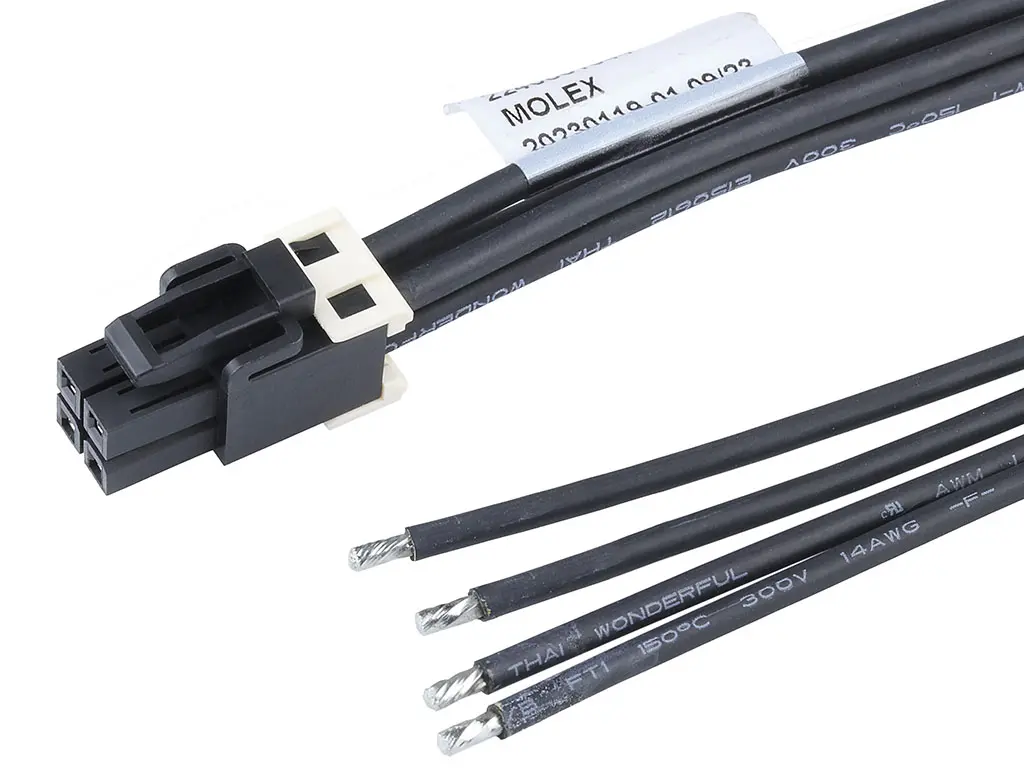 Produktfoto 1 von Molex 4 224086 Kabel-Platine-Kabelkomponente Mini-Fit Max 4 / Anschlusslitze Buchse / Stecker, 150 mm
