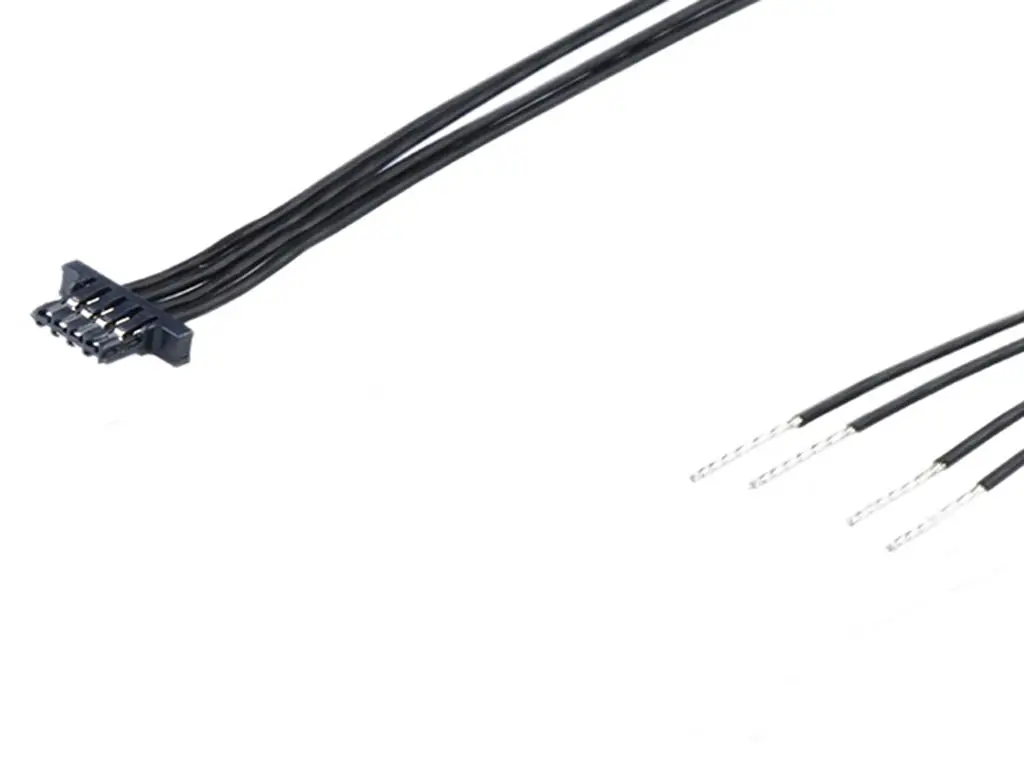 Produktfoto 1 von Molex 6 226392 Kabel-Platine-Kabelkomponente Zero Hachi 6 / Anschlusslitze Buchse / Stecker, 150 mm