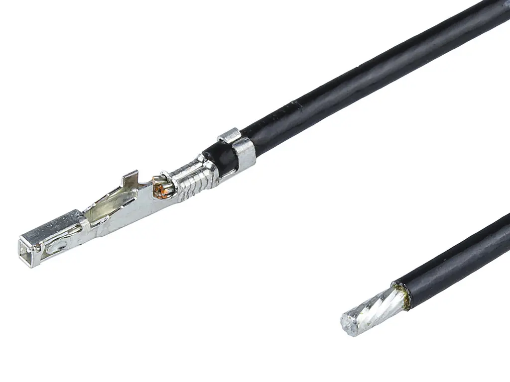 Produktfoto 1 von Molex 1 224088 Kabel-Platine-Kabelkomponente Mini-Fit Max Crimp 1 / Crimp-Anschlussklemme Buchse / Stecker, 450 mm
