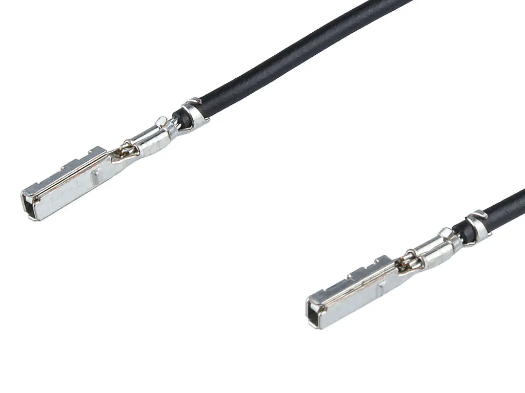 Produktfoto 1 von Molex 1 22445 Kabel-Platine-Kabelkomponente Stac64 Crimp 1 / Crimp-Anschlussklemme Buchse / Buchse, 150 mm