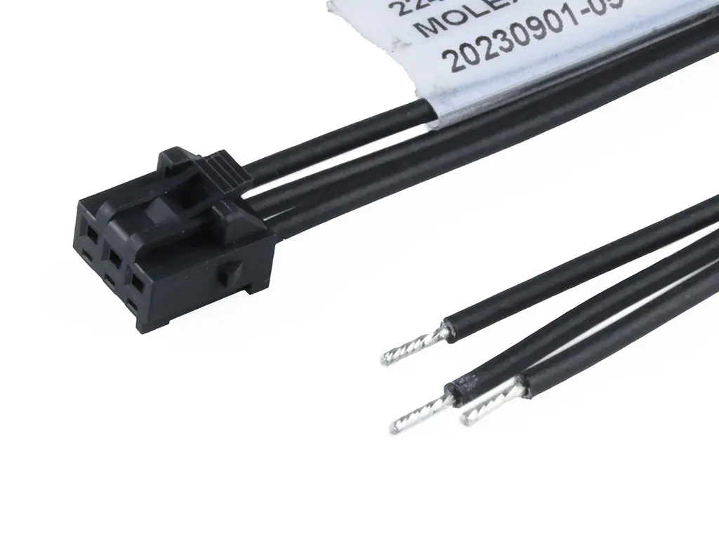Produktfoto 1 von Molex 3 22409 Kabel-Platine-Kabelkomponente KK Plus 250 3 / Anschlusslitze Buchse / Stecker, 300 mm