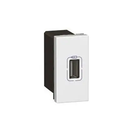 Legrand, Gerade MOSAIC USB-Adapter Buchse USB Typ A 1, Oberfläche IP40