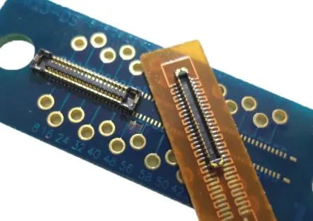 Produktfoto 1 von Hirose 23, Oberfläche Gerade FPC-Steckverbinder, 30-polig Stecker / 2-reihig, Raster 0.35 mm, SMD