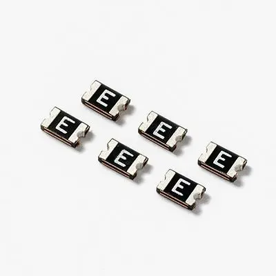 Produktfoto 1 von Wickmann 0805L Rückstellende Sicherungen / 500 mA, 9V dc 0.02 s 0.2 A F 2.2 mm 1 mm 1.5mm