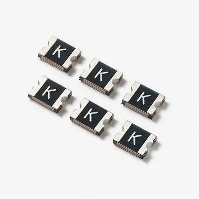Produktfoto 1 von Wickmann 1210L Rückstellende Sicherungen / 2.2 A, 16V dc 0.1 s 1.1 A F 3.43 mm 1.25 mm 2.8mm
